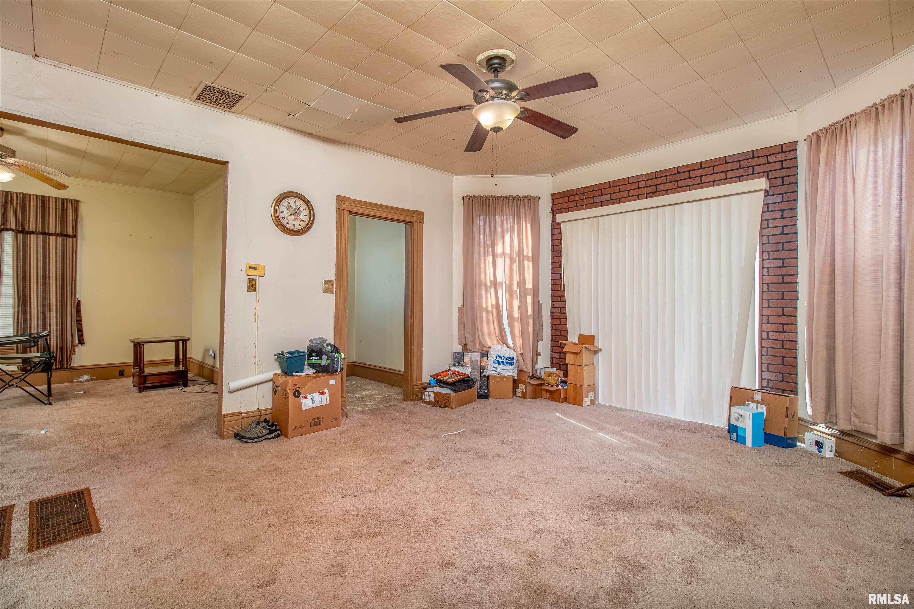 900 North 3rd Street Clinton, IA 52732 - Photo 6 of 18 Gallery Image 6