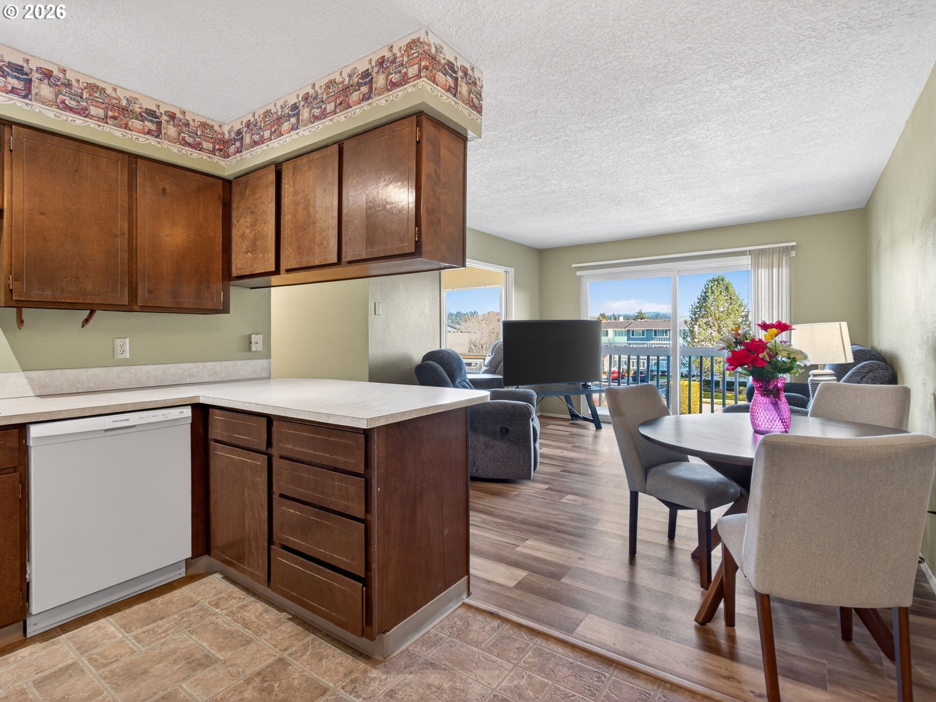 2005 Tibbetts Drive, Unit 313 Longview, WA 98632 - Photo 16 of 48