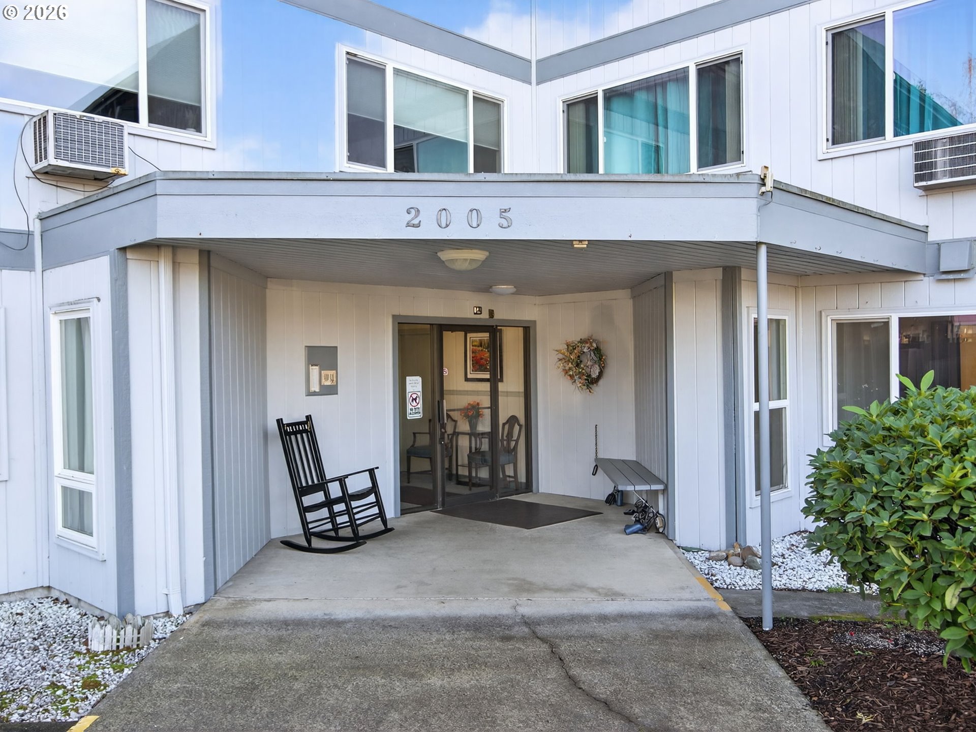 2005 Tibbetts Drive, Unit 313 Longview, WA 98632 - Photo 2 of 48