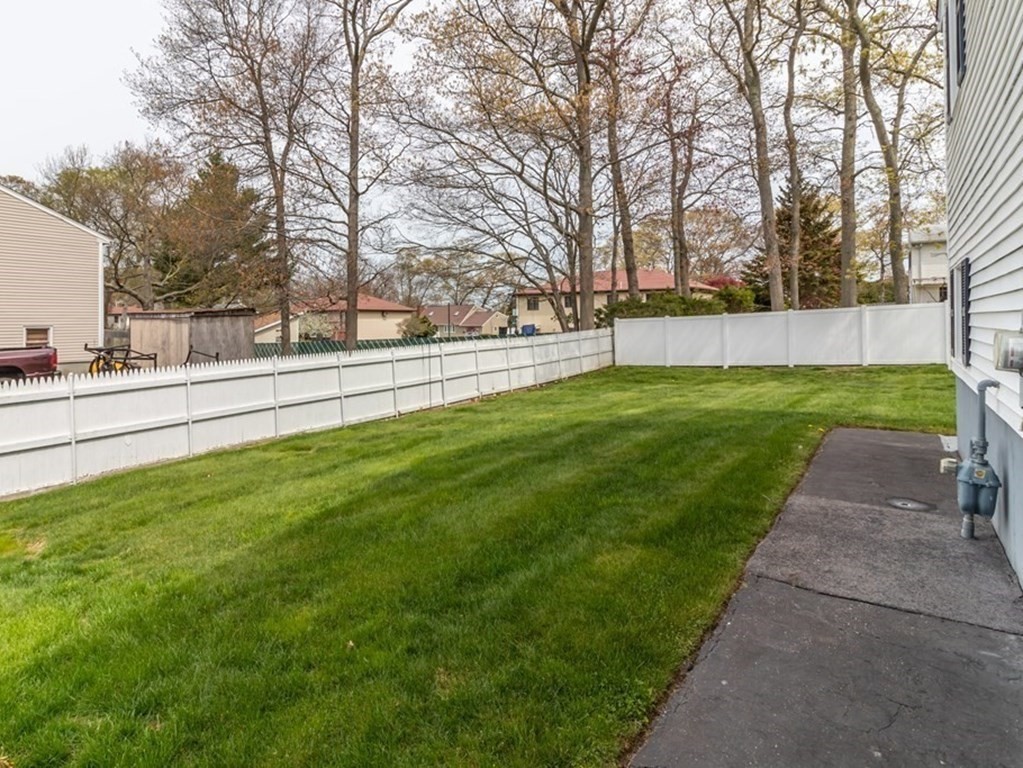 520 Norman Street Fall River, MA 02721 - Photo 10 of 40 Gallery Image 10
