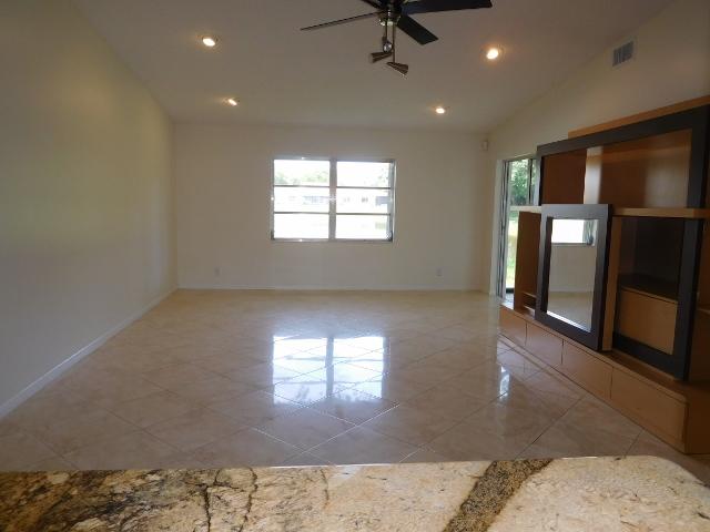 8039 Songbird Terrace, Unit F Boca Raton, FL 33496 - Photo 4 of 42 8039 Songbird Ter