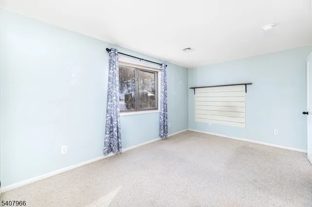 $215,000 | 3 Port Royal Drive, Unit 5, Vernon, NJ 07462