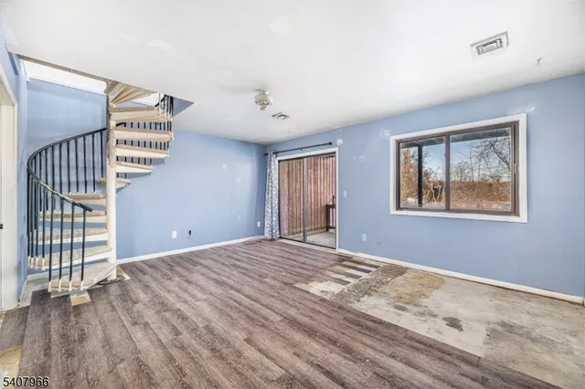 $215,000 | 3 Port Royal Drive, Unit 5, Vernon, NJ 07462