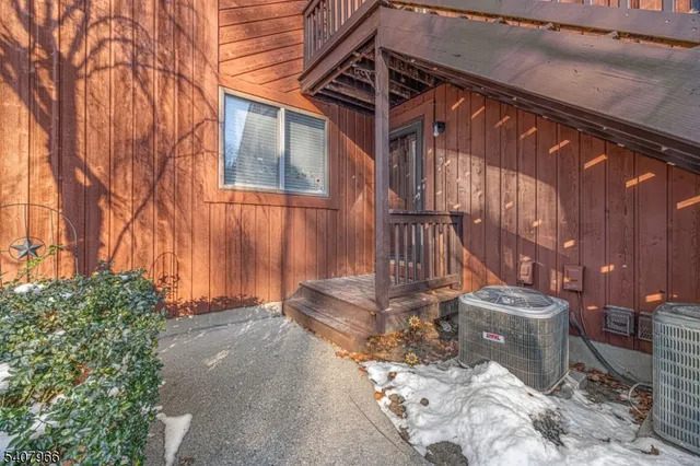 $215,000 | 3 Port Royal Drive, Unit 5, Vernon, NJ 07462