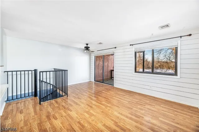 $215,000 | 3 Port Royal Drive, Unit 5, Vernon, NJ 07462