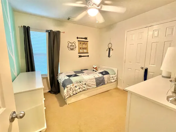 a car parked in a parking