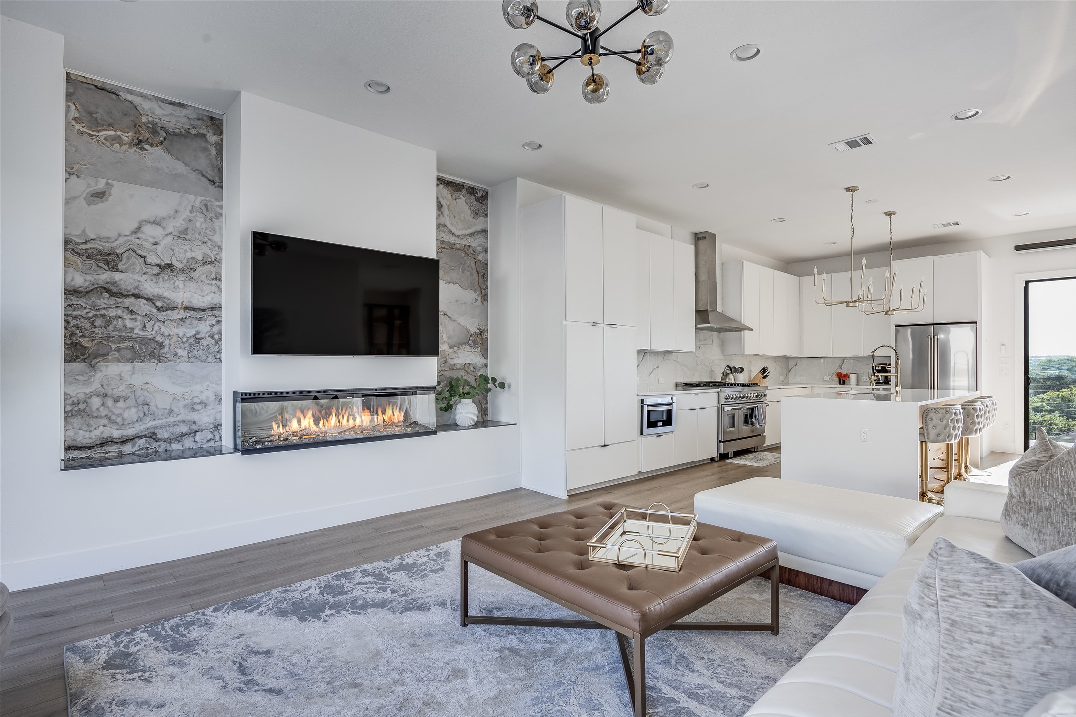 3138 Chisholm Trail Austin, TX 78734 - Photo 5 of 40