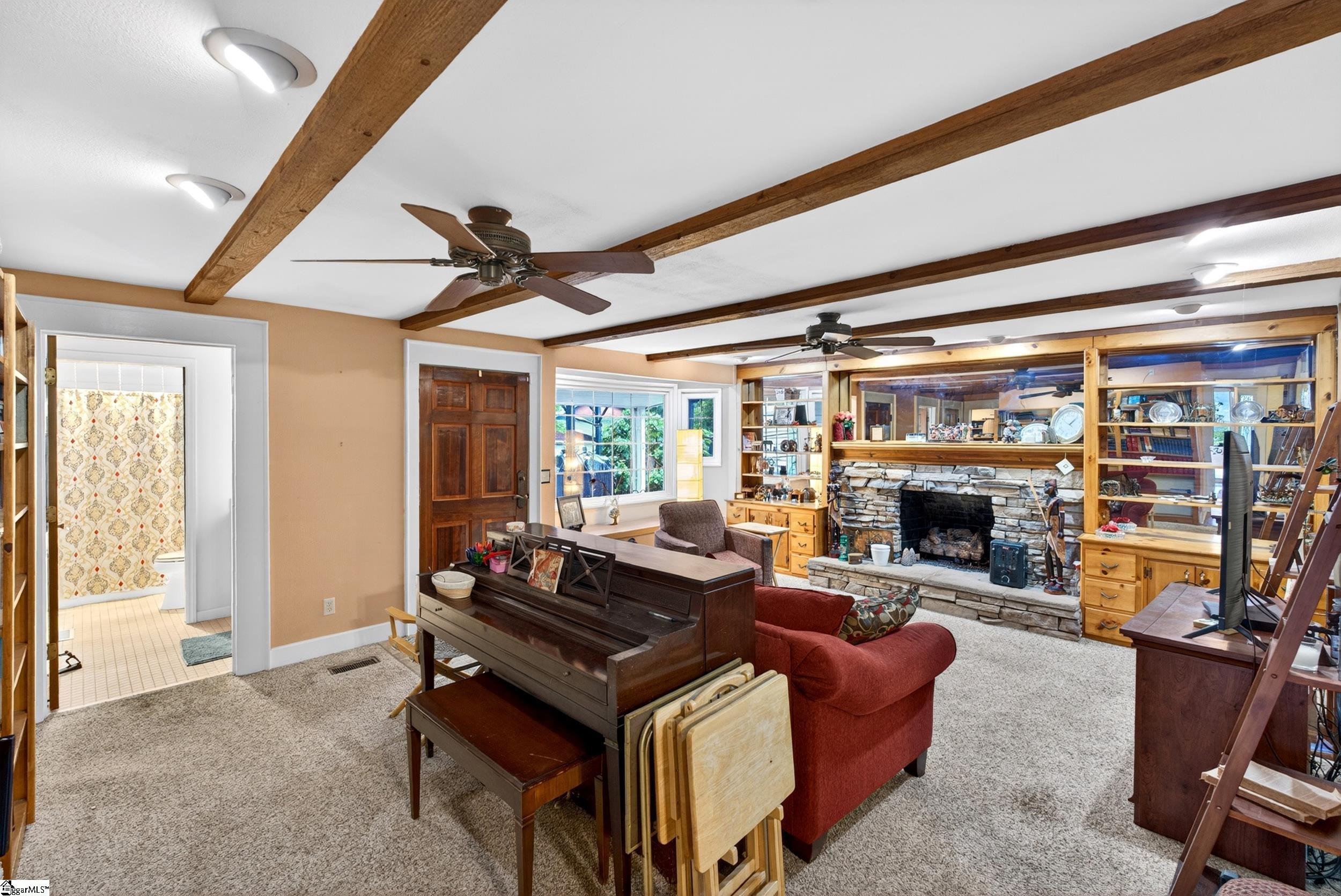 2471 Holly Springs Road Inman, SC 29349 - Photo 8 of 45