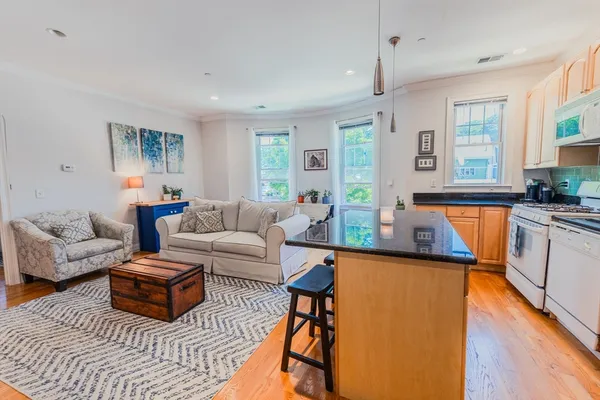 $399,900 | 146 Clifton Street, Unit 6, Malden, MA 02148