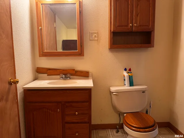 $69,900 | 403 North 3rd Street, Cuba, IL 61427