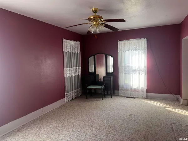 $59,900 | 403 North 3rd Street, Cuba, IL 61427