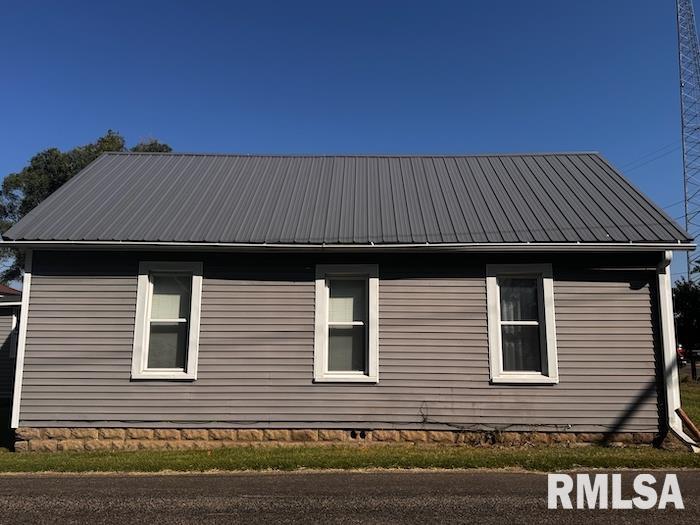 403 North 3rd Street Cuba, IL 61427 - Photo 3 of 16