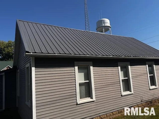 $69,900 | 403 North 3rd Street, Cuba, IL 61427