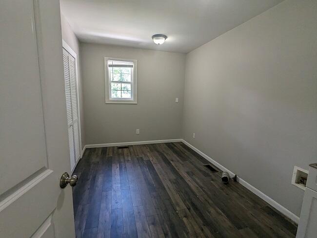 10546 Culver Road Brighton, MI 48114 - Photo 18 of 22 1st floor laundry