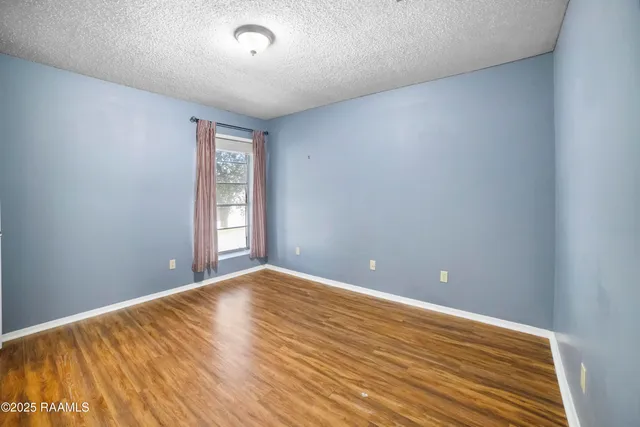 $75,000 | 201 High Meadows Boulevard, Unit 160, Lafayette, LA 70507