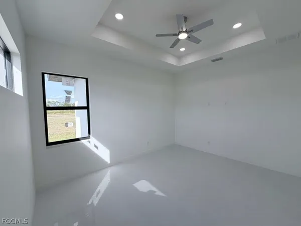 $2,250 | 477 Rayford Street, Lehigh Acres, FL 33974