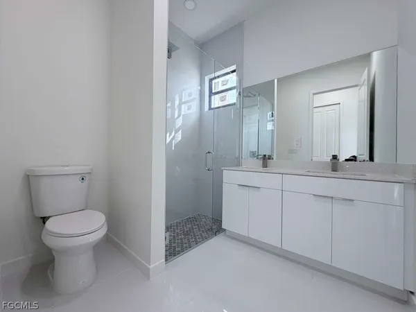 $2,250 | 477 Rayford Street, Lehigh Acres, FL 33974