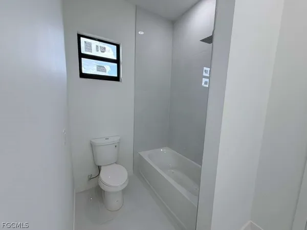 $2,250 | 477 Rayford Street, Lehigh Acres, FL 33974