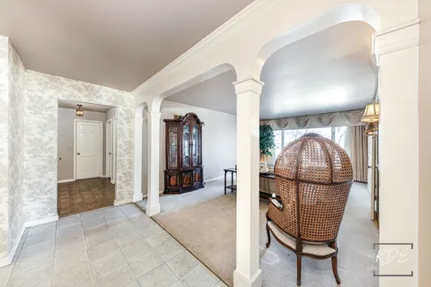 $699,000 | 1127 Thunderbird Lane, Naperville, IL 60563