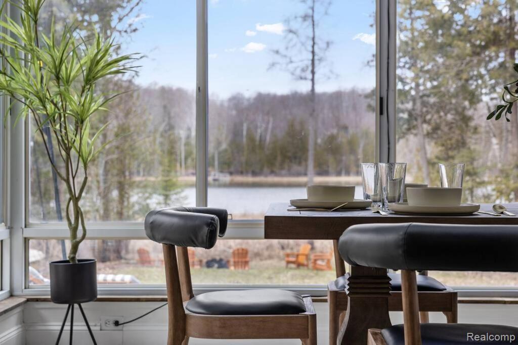 8275 Shrigley Road Charlevoix, MI 49720 - Photo 17 of 20 Gallery Image 17