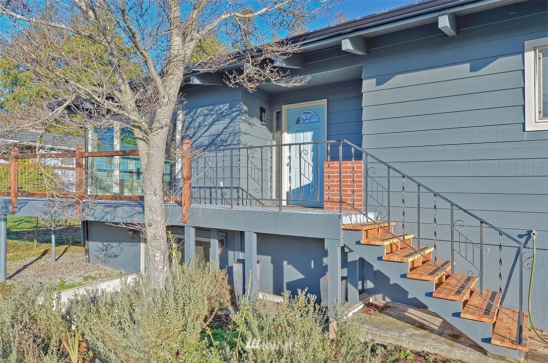 2660 MacKenzie Road Bellingham, WA 98226 - Photo 2 of 30 Gallery Image 2