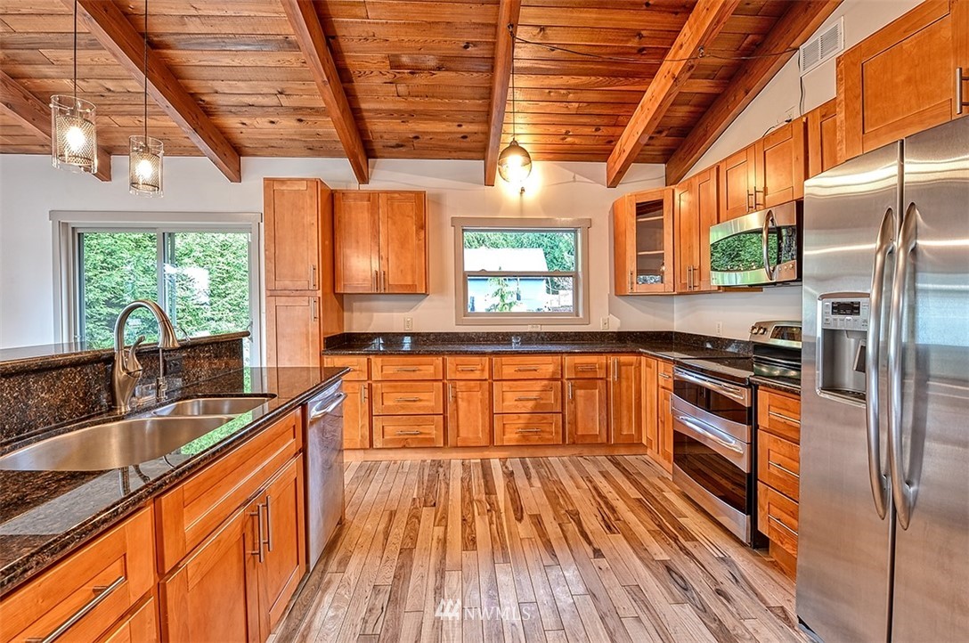 2660 MacKenzie Road Bellingham, WA 98226 - Photo 6 of 30 Gallery Image 6
