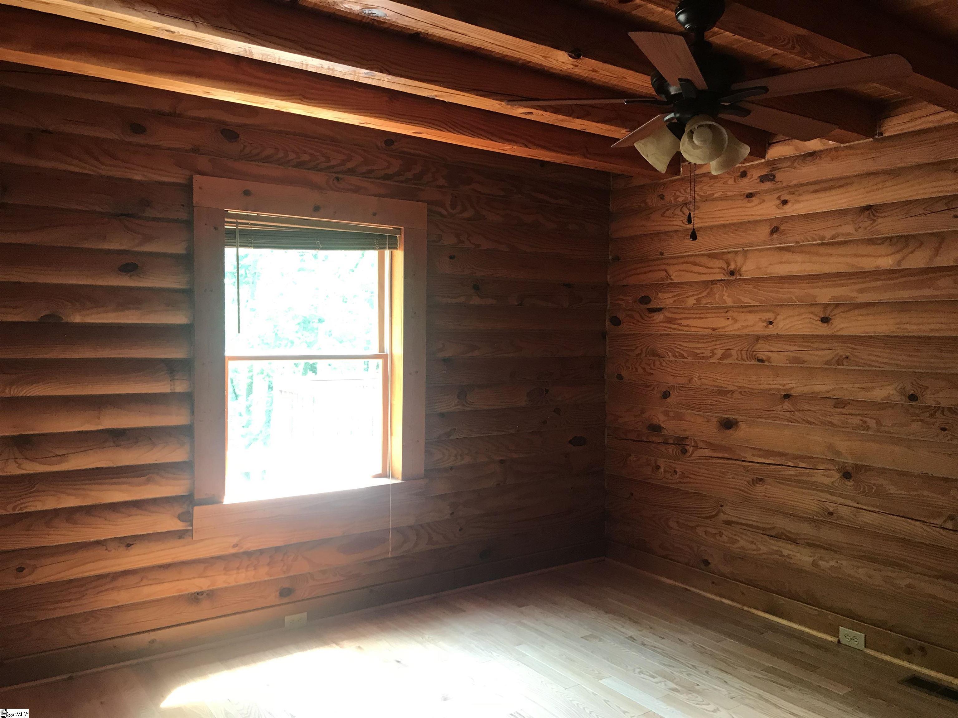 201 Doe Run Pickens, SC 29671 - Photo 11 of 31 Gallery Image 11