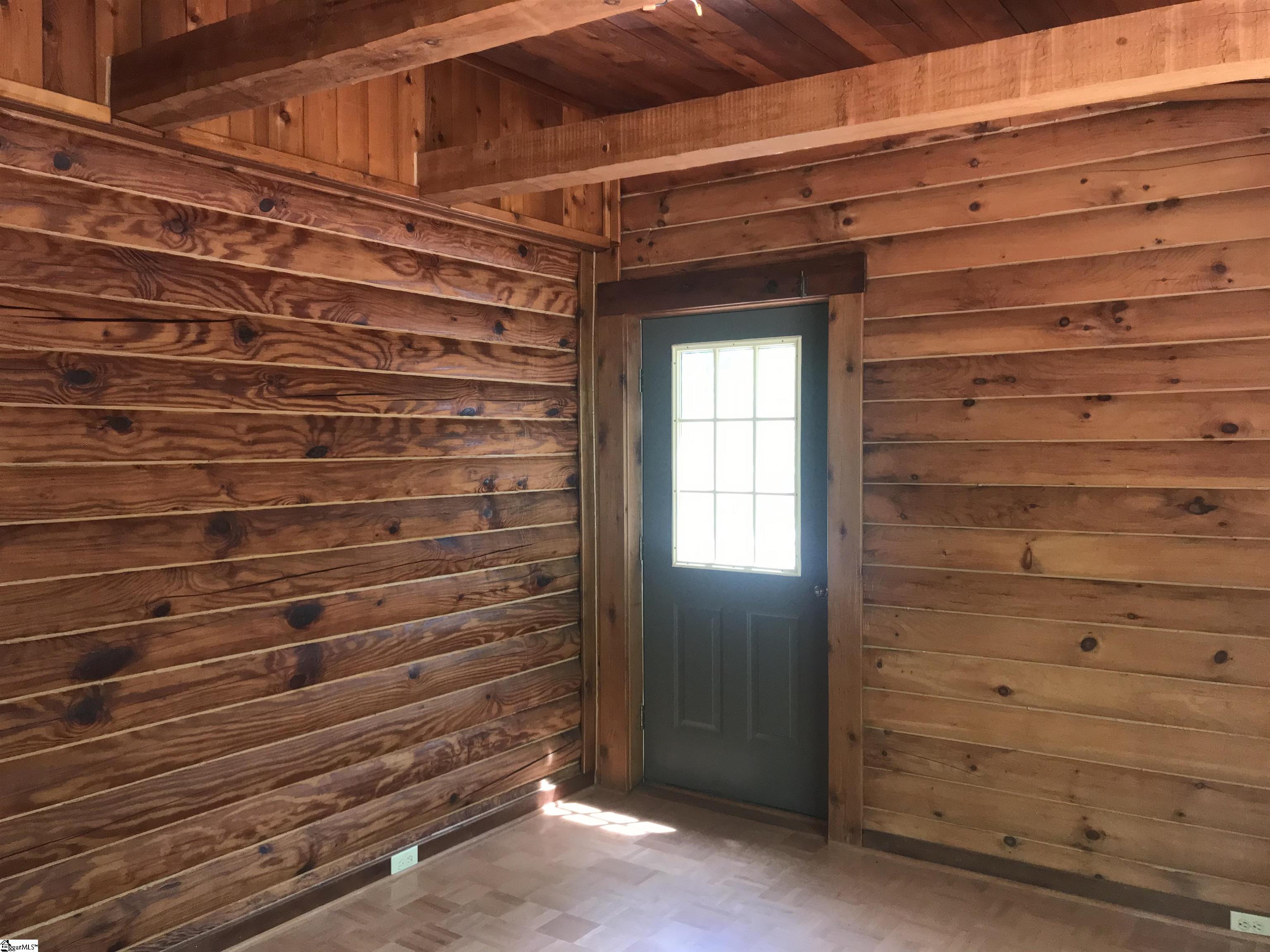 201 Doe Run Pickens, SC 29671 - Photo 12 of 31 Gallery Image 12