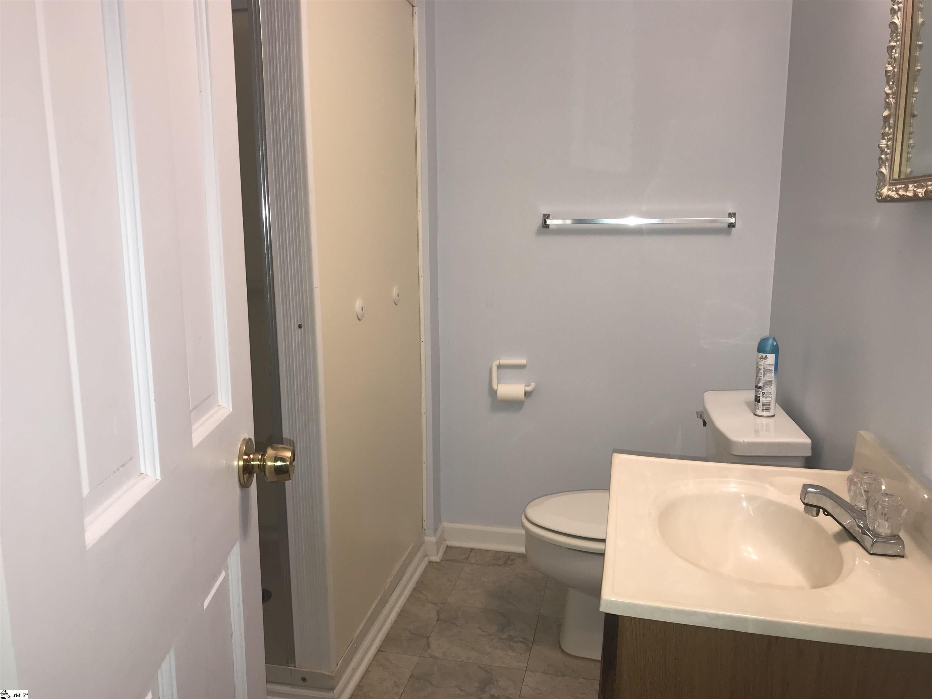 201 Doe Run Pickens, SC 29671 - Photo 21 of 31 Gallery Image 21