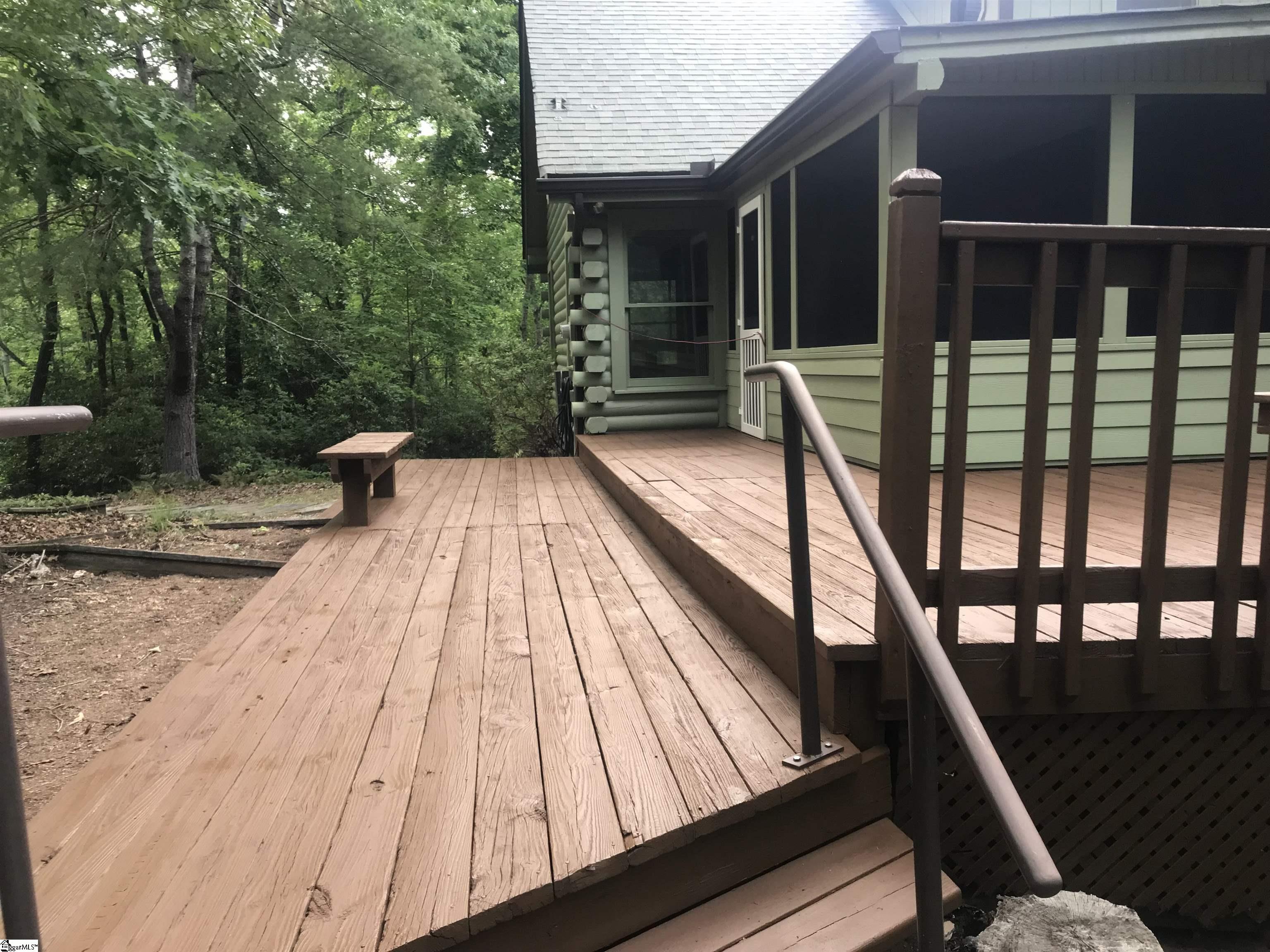 201 Doe Run Pickens, SC 29671 - Photo 27 of 31 Gallery Image 27