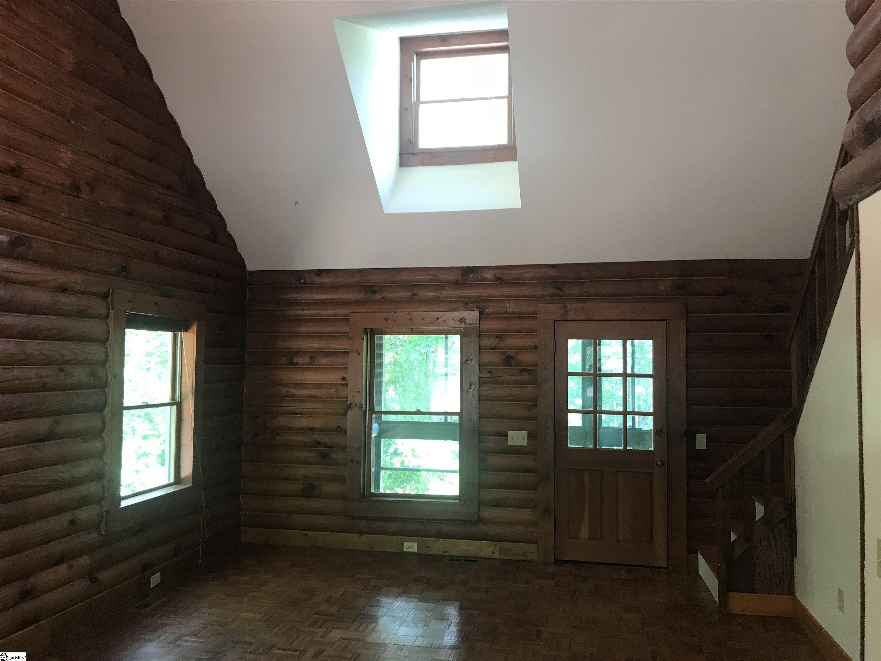 201 Doe Run Pickens, SC 29671 - Photo 7 of 31 Gallery Image 7