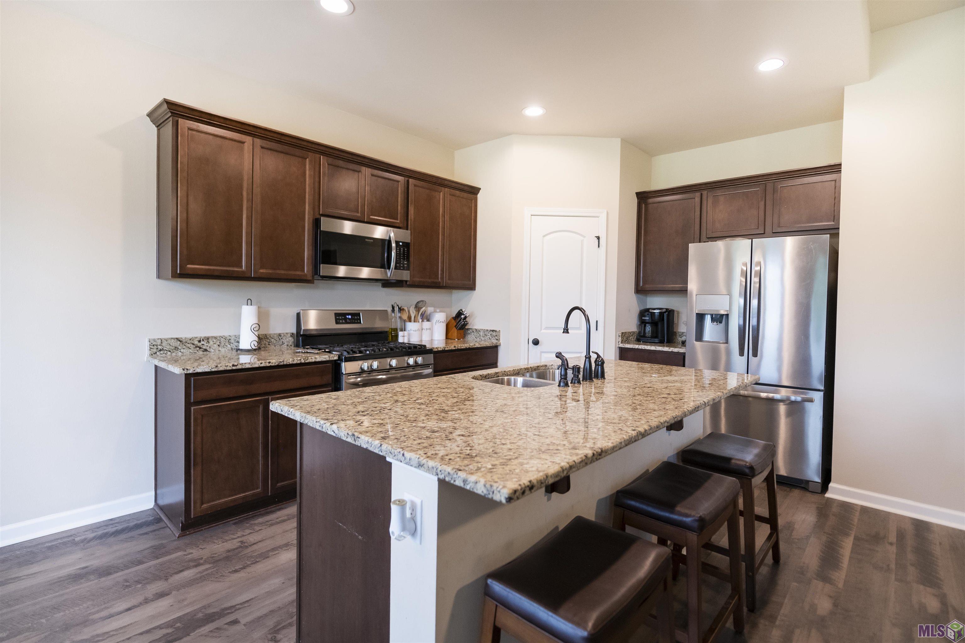 293 Adele Drive Houma, LA 70364 - Photo 4 of 19