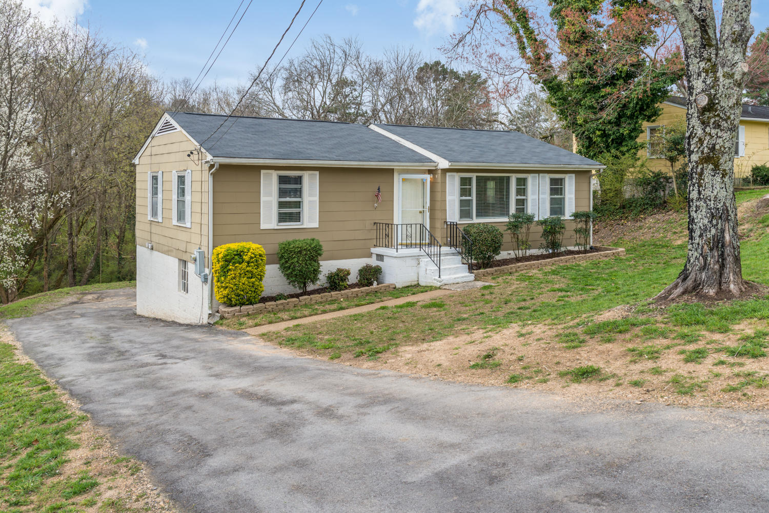 434 Mauldeth Road Chattanooga, TN 37415 - Photo 1 of 18 434_Mauldeth_Rd_03