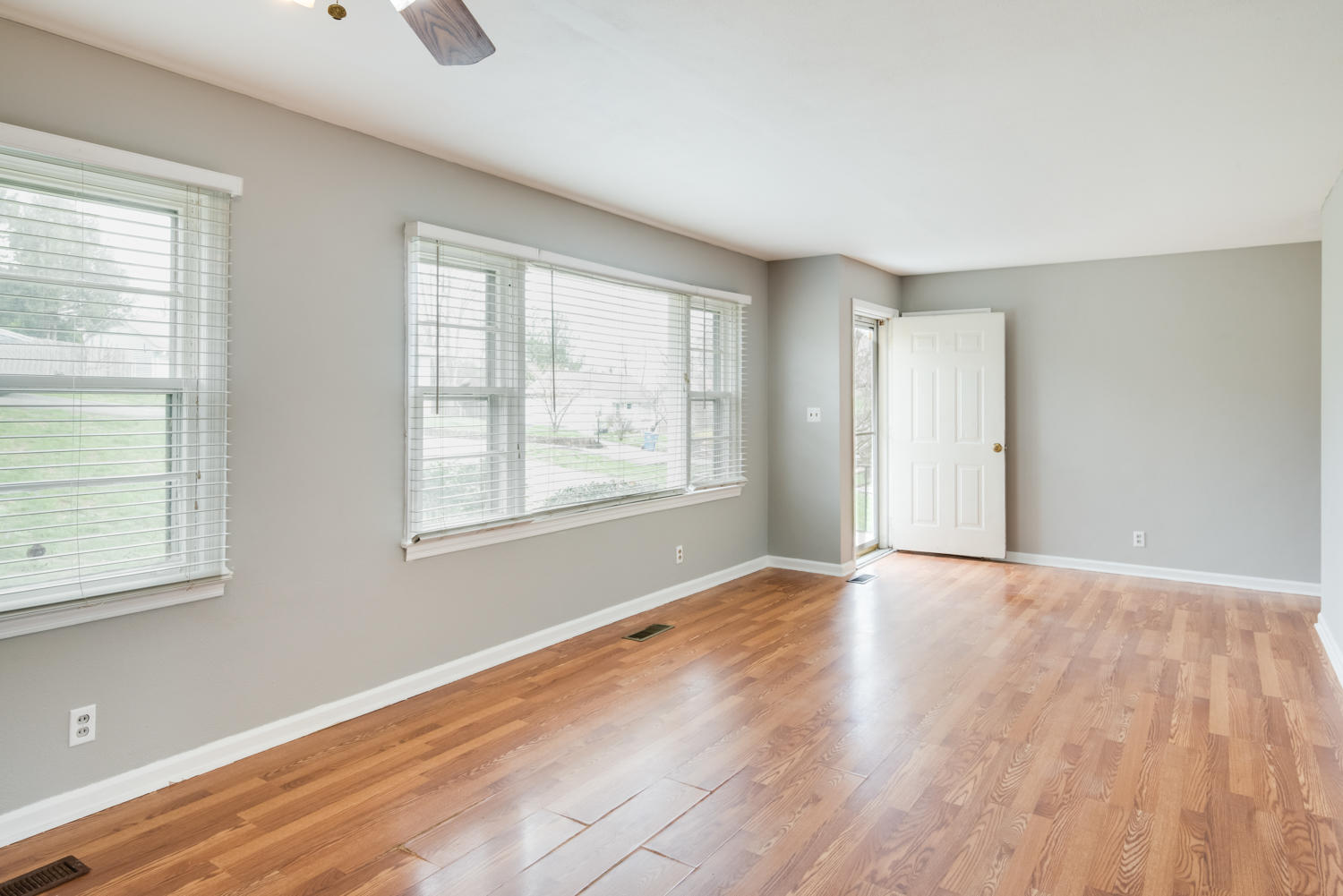 434 Mauldeth Road Chattanooga, TN 37415 - Photo 4 of 18 434_Mauldeth_Rd_14