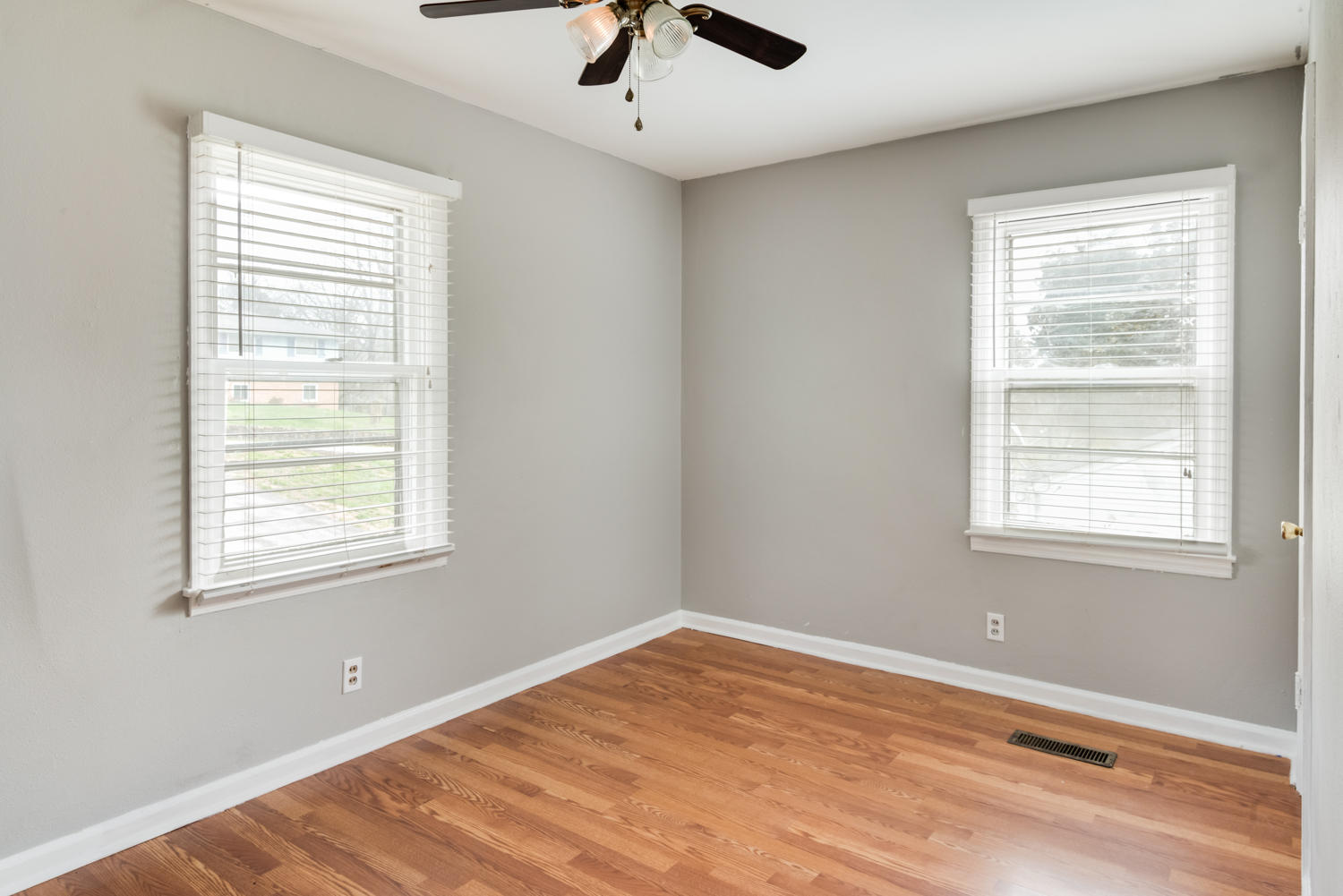 434 Mauldeth Road Chattanooga, TN 37415 - Photo 9 of 18 434_Mauldeth_Rd_19