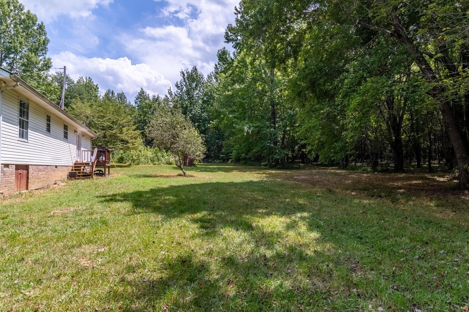 8240 Pinewood Road Nunnelly, TN 37137 - Photo 4 of 24