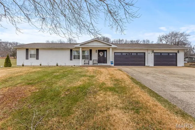 $250,000 | 10108 Grassy Meadow Lane, Potosi, MO 63664