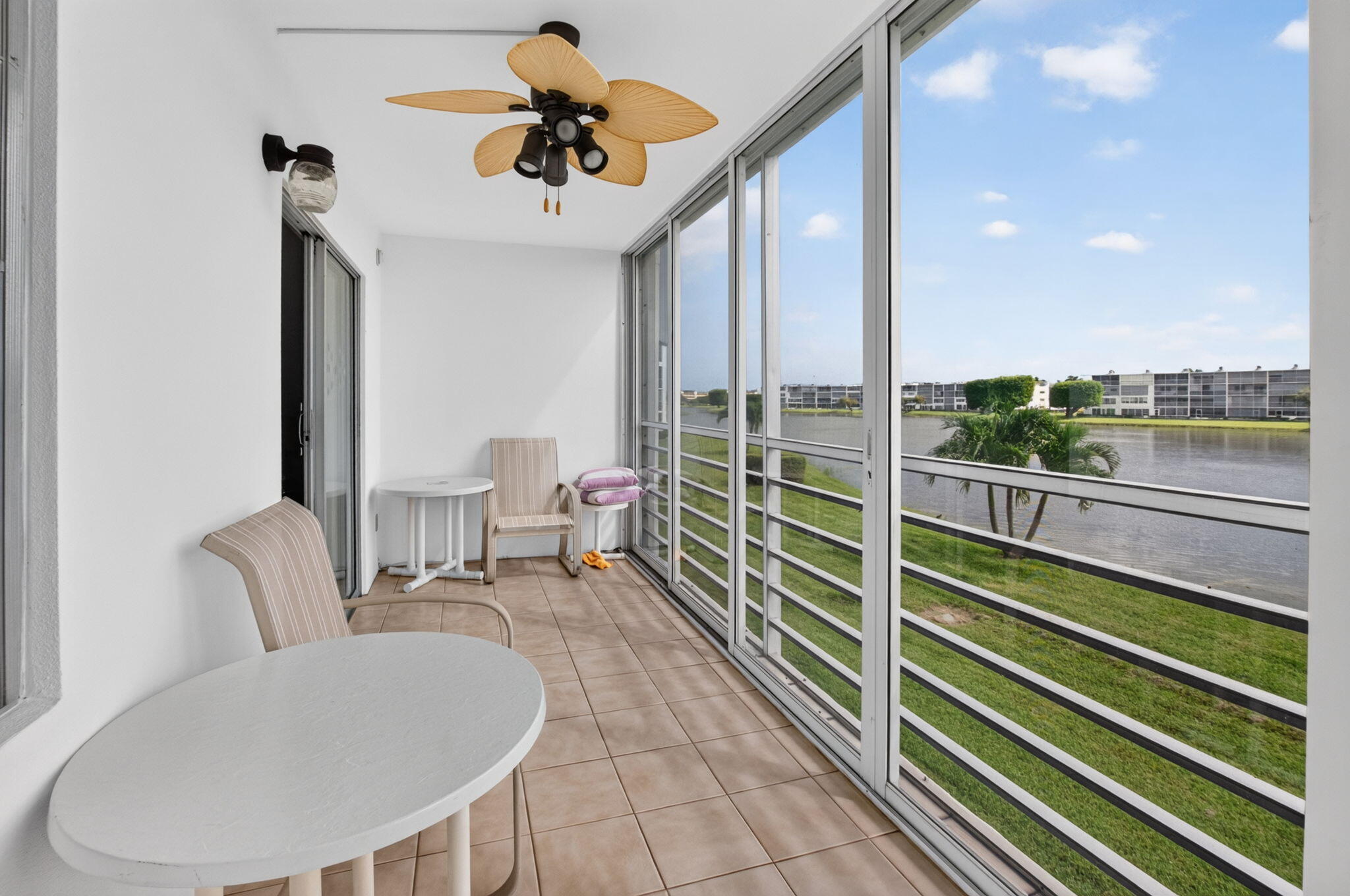 2008 Exeter, Unit 2008 Boca Raton, FL 33434 - Photo 26 of 64 26-web-or-mls-DSC_1095