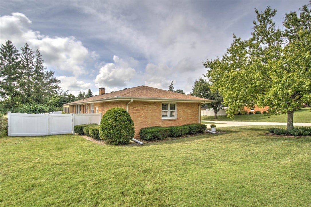 29 Allen Bend Drive Decatur, IL 62521 - Photo 33 of 34 Gallery Image 33