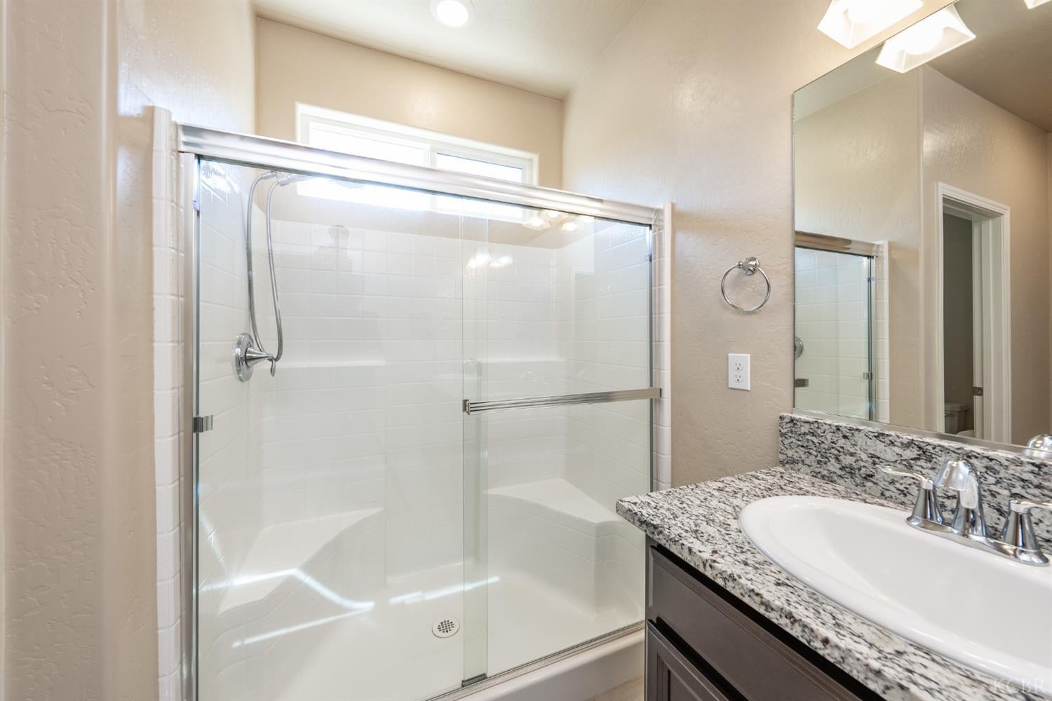 684 Strada Street Lemoore, CA 93245 - Photo 25 of 45 Gallery Image 25