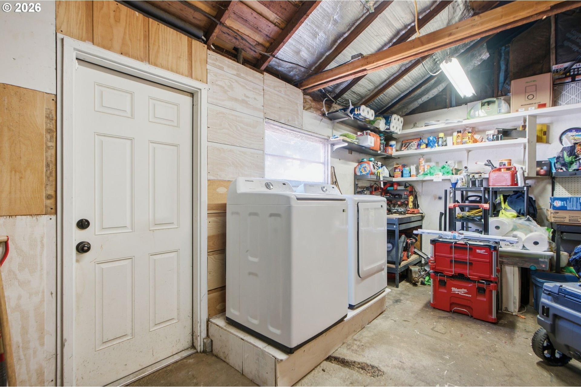 13402 Southeast Bush Street Portland, OR 97236 - Photo 17 of 26 Gallery Image 17