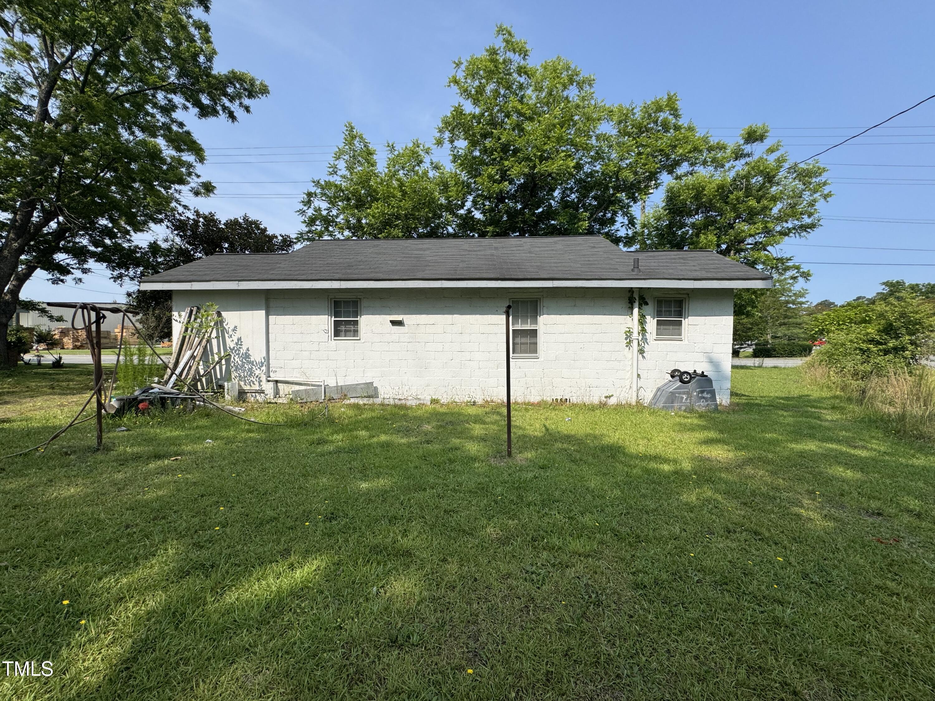 429 5th & Brogden Road Smithfield, NC 27577 - Photo 11 of 11 IMG_3798