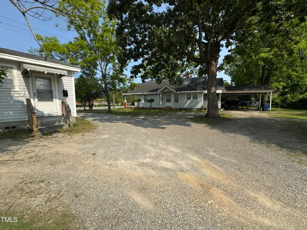 $475,000 | 429 5th & Brogden Road, Smithfield, NC 27577