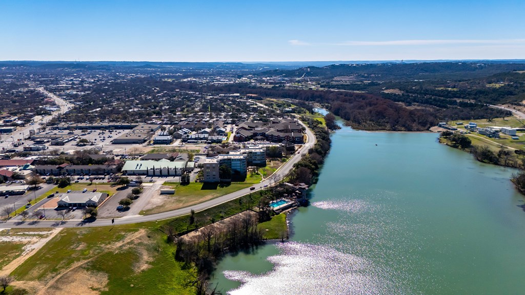 1006-3d Guadalupe Street Kerrville, TX 78028 - Photo 19 of 24 a view of a city with ocean view