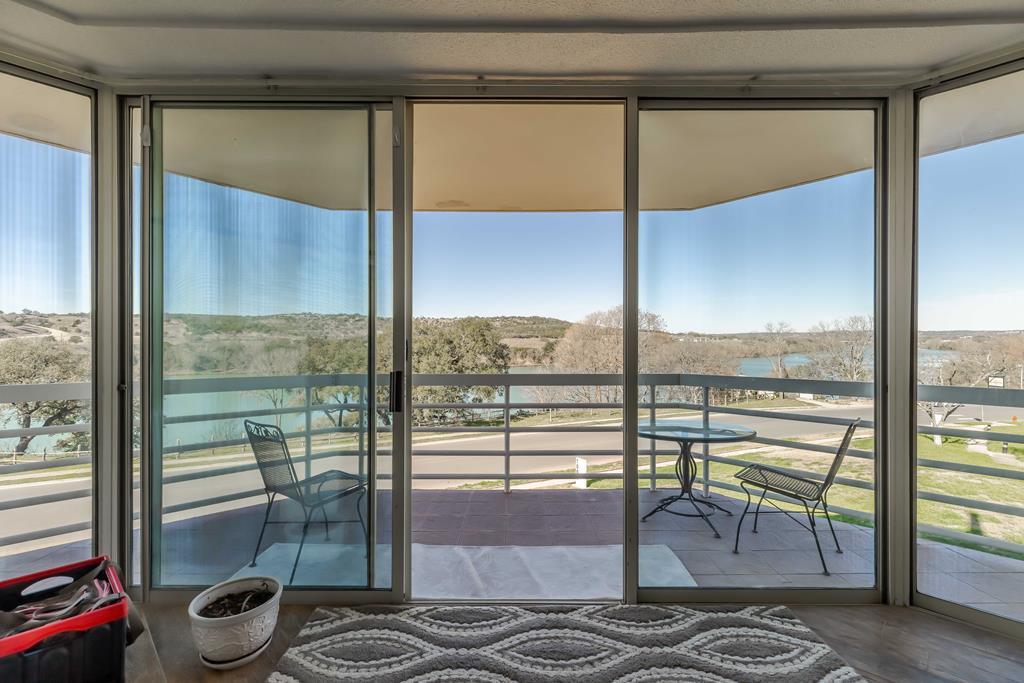 1006-3d Guadalupe Street Kerrville, TX 78028 - Photo 2 of 24 a building outdoor view