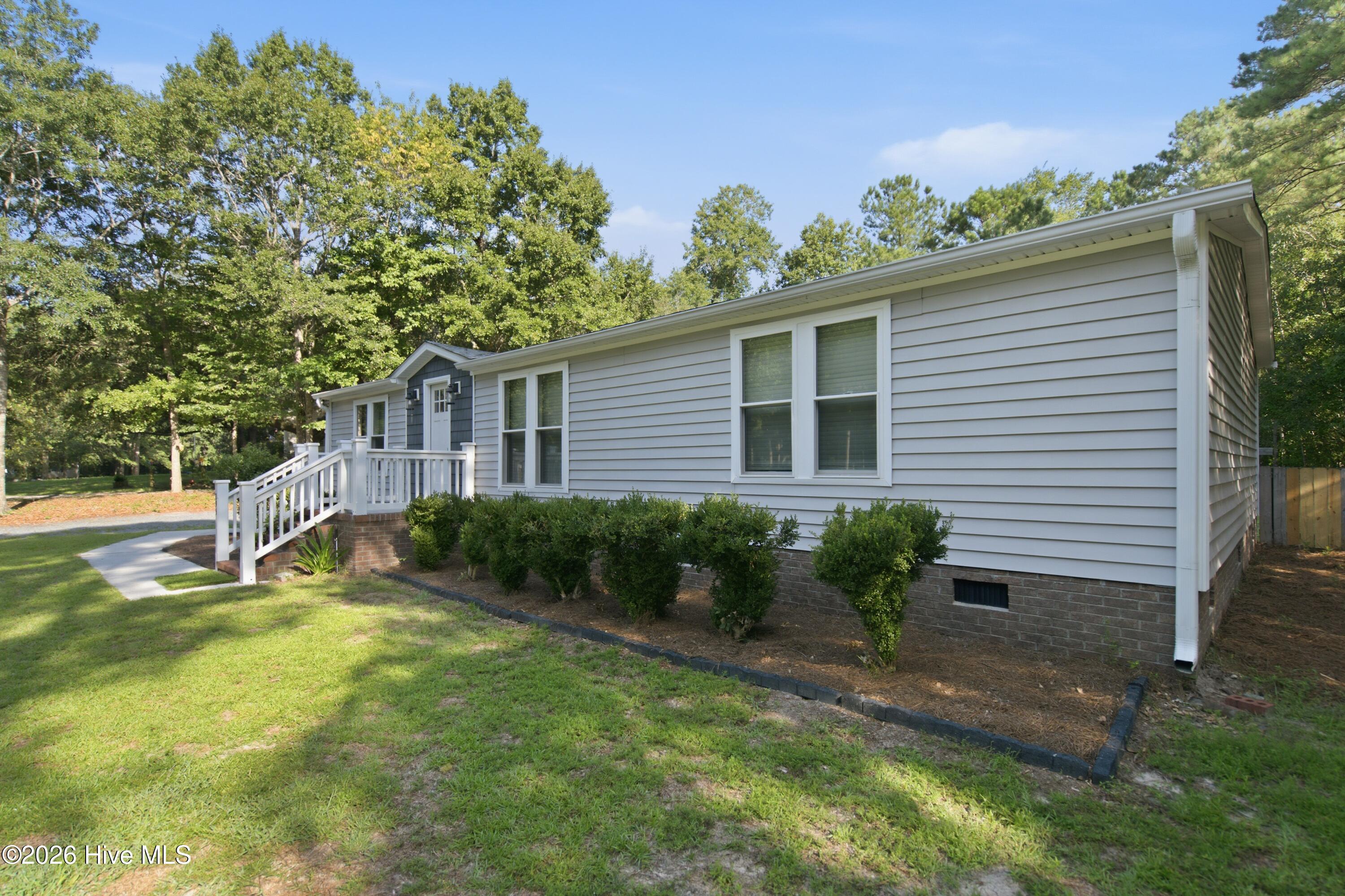 295 Groves Point Circle Hampstead, NC 28443 - Photo 5 of 54 Gallery Image 5