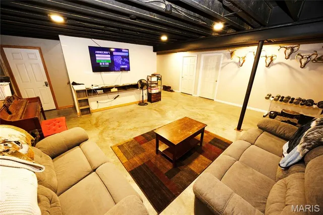 $329,900 | 75 Birdsong Drive, Frohna, MO 63748