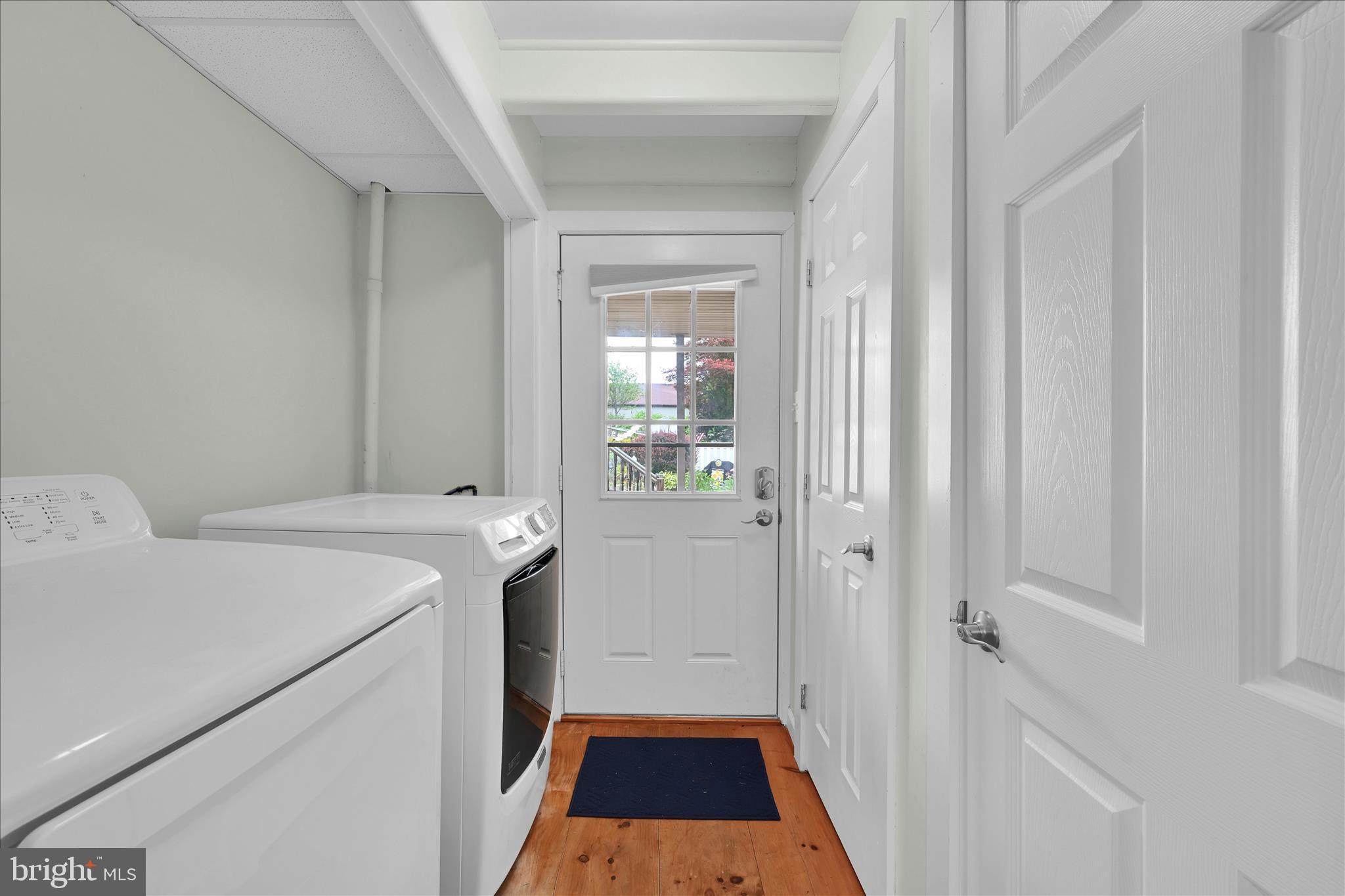 286 Schuylkill Road Birdsboro, PA 19508 - Photo 18 of 39 a room with a washer and dryer