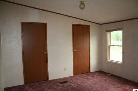 8708 Addison Road Jerome, MI 49249 - Photo 7 of 11 20404560-6.JPG