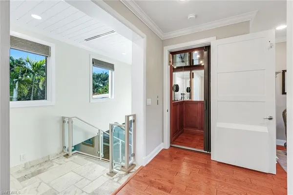 $6,500,000 | 210 Central Avenue, Naples, FL 34102